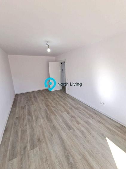 Apartament cu 3 camere decomandat în Est