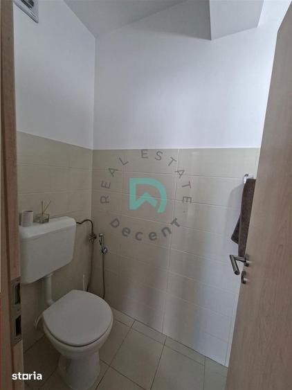 Apartament cu 3 camere în Tractorul