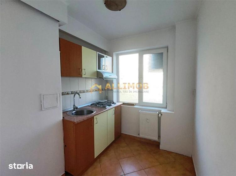 Apartament cu 2 camere semidecomandat în Ultracentral