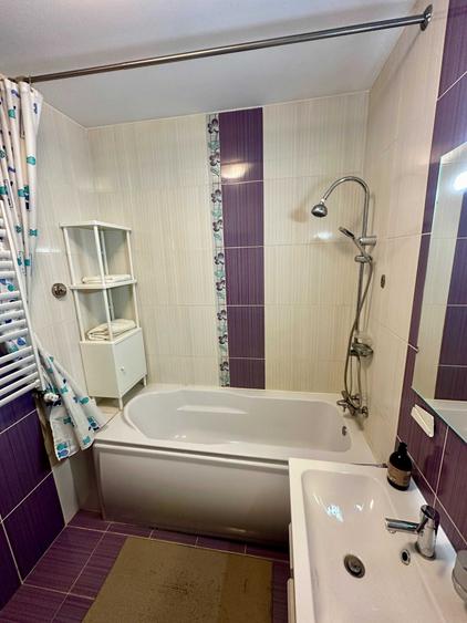 Apartament cu 3 camere decomandat în Chiajna