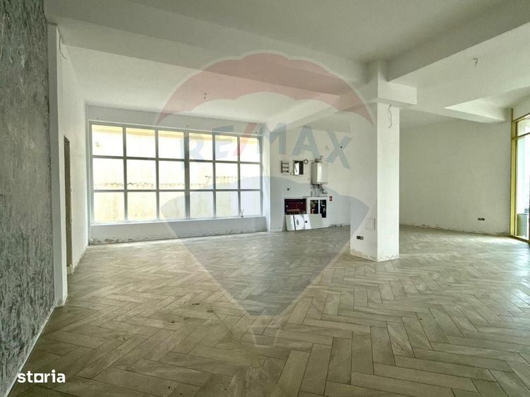 Spatiu comercial de inchiriat- cabinet medical, showroom, birouri - 13