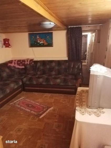 Casă cu 4 camere cu Teren 220 Mp în Central