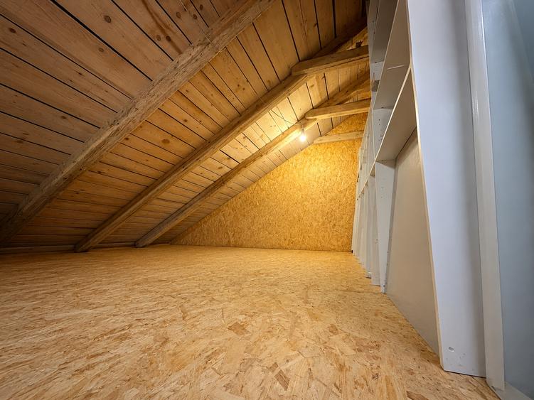 Apartament cu 3 camere decomandat în Dristor