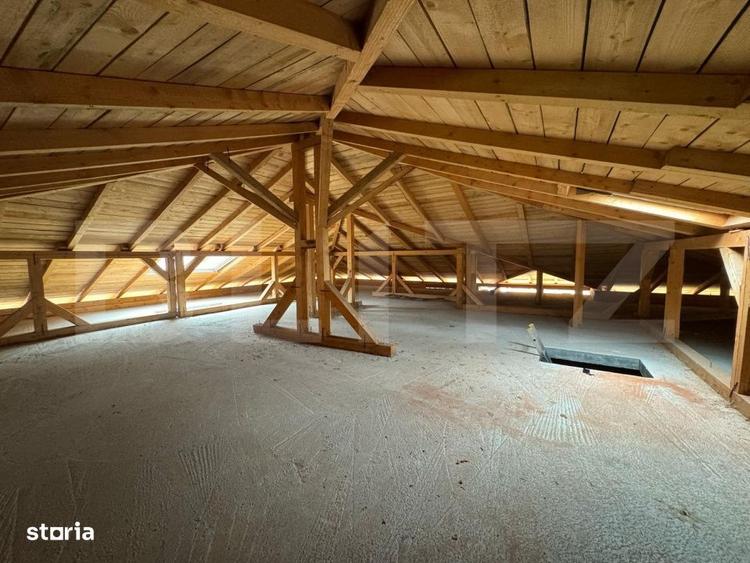 Casă cu 4 camere cu Teren 1760 Mp în Central