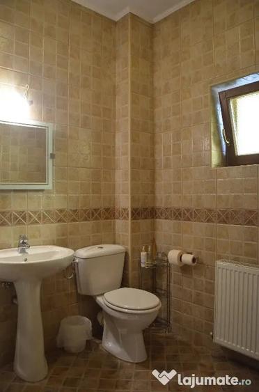 Casă cu 1 camere cu Teren 1627 Mp în Central