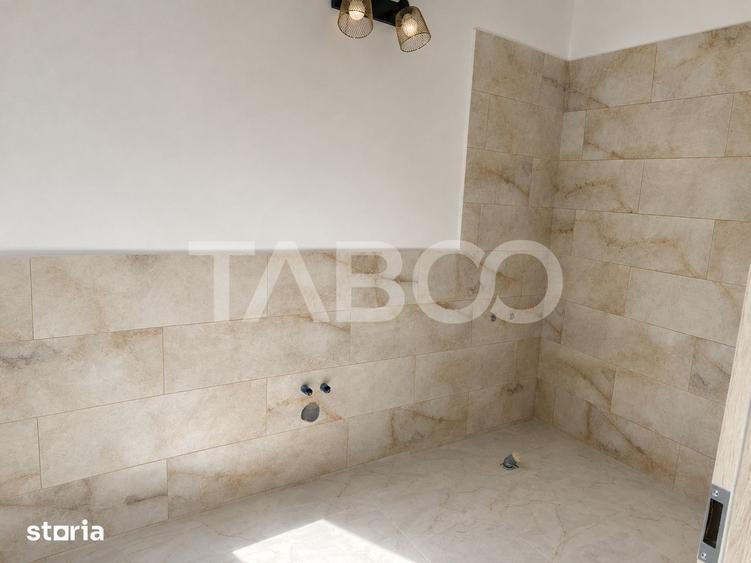 Casă cu 3 camere cu Canalizare în Central