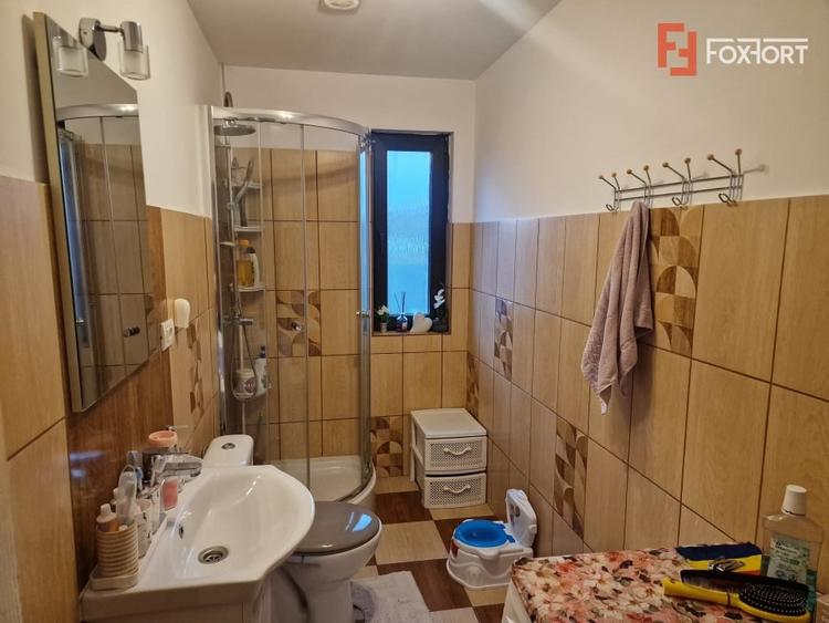 Duplex cu 3 camere cu Canalizare în Moșnița Veche