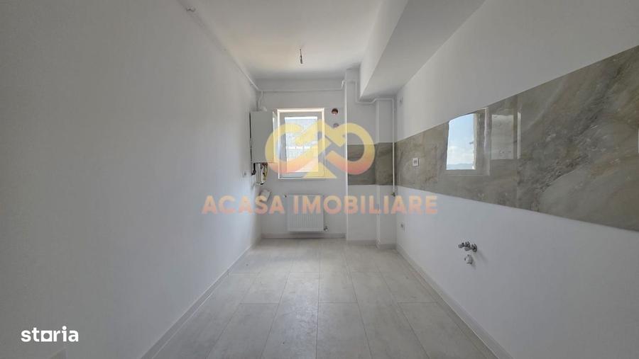 Apartament cu 7 camere decomandat în Galata