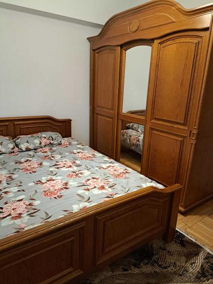Apartament cu 2 camere decomandat în Rovine