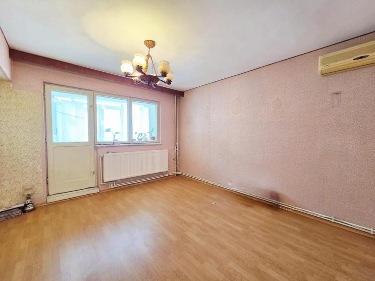 Apartament cu 2 camere decomandat în Mazepa 2