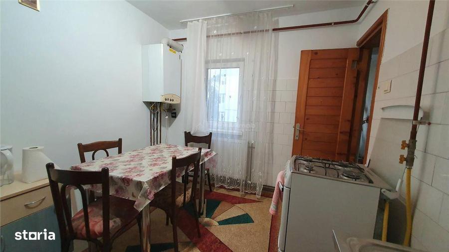 Apartament cu 3 camere decomandat în Obcini