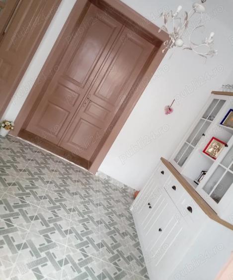 Casă cu 3 camere în Gârliște