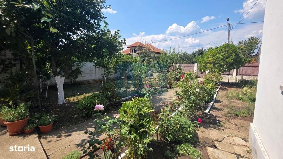 Casă cu 3 camere în 23 August