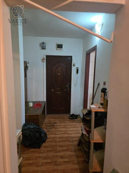 Apartament cu 3 camere decomandat, mobilat în Dristor