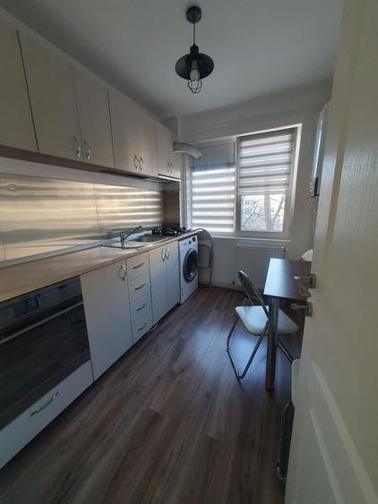 Apartament cu 2 camere decomandat în Piața Unirii