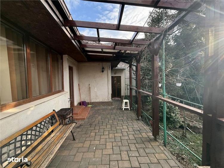 Casă cu 4 camere cu Teren 263 Mp în Central