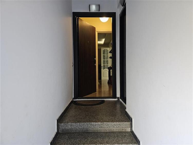 4 cam floreasca, plus 1 cam mansarda(birou), in vila, curte, garaj - 20