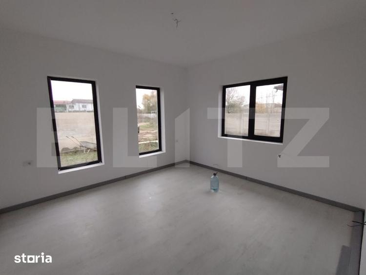 Casă cu 3 camere cu Teren 400 Mp în Cernele