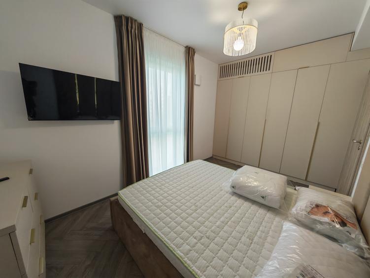 Apartament cu 2 camere decomandat în Universitate