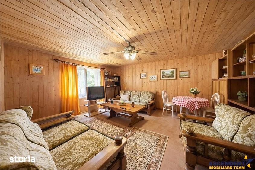 Casă cu 3 camere cu Teren 1360 Mp în Lunca