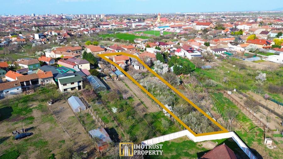 Teren Construcții intravilan de 1500 mp, în Aradul Nou