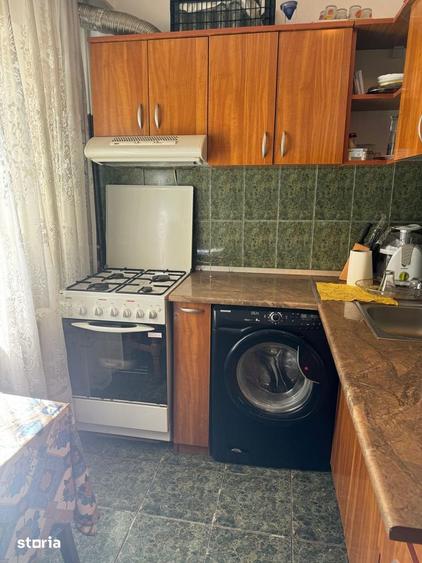Apartament cu 3 camere în Mărăcineni