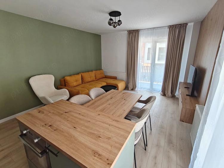 Apartament cu 3 camere semidecomandat în Florești