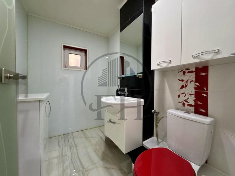 Apartament cu 4 camere decomandat, mobilat în Agigea