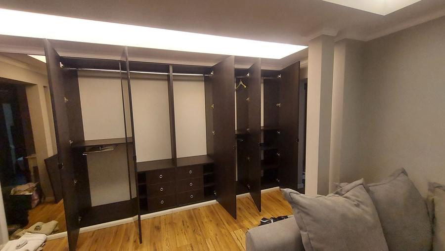 Apartament cu 3 camere decomandat în Libertății