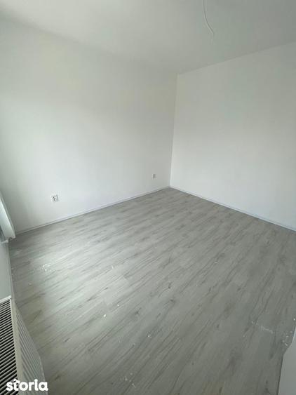 Casă cu 3 camere cu Teren 180 Mp în Central