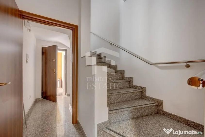 Spațiu comercial, de 950 mp, în Romană