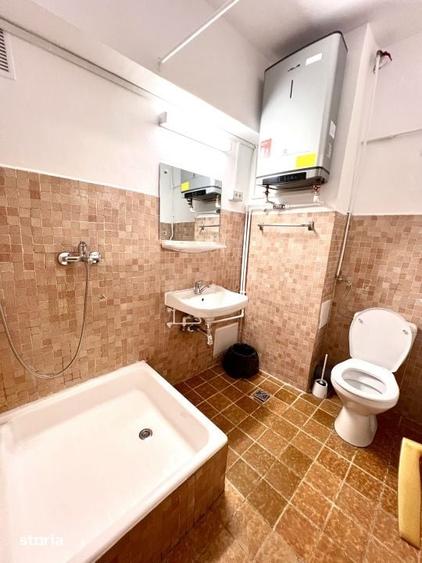 Apartament cu 4 camere decomandat în Centrul Civic