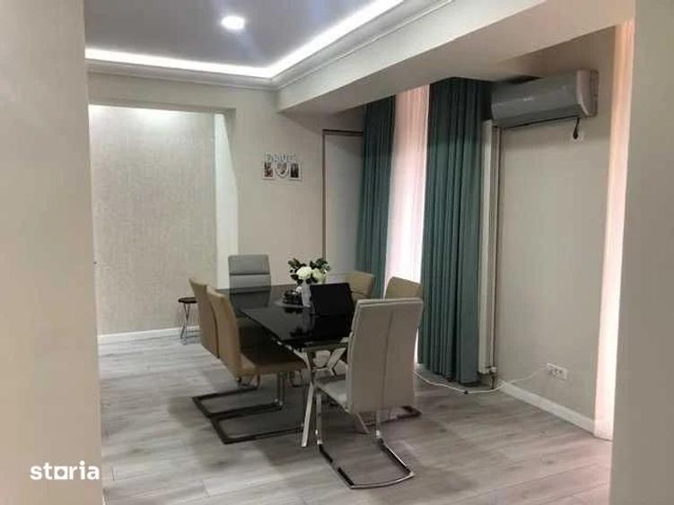 Apartament cu 4 camere decomandat în Brătianu
