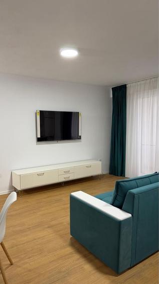 Apartament cu 2 camere decomandat în Exterior Vest