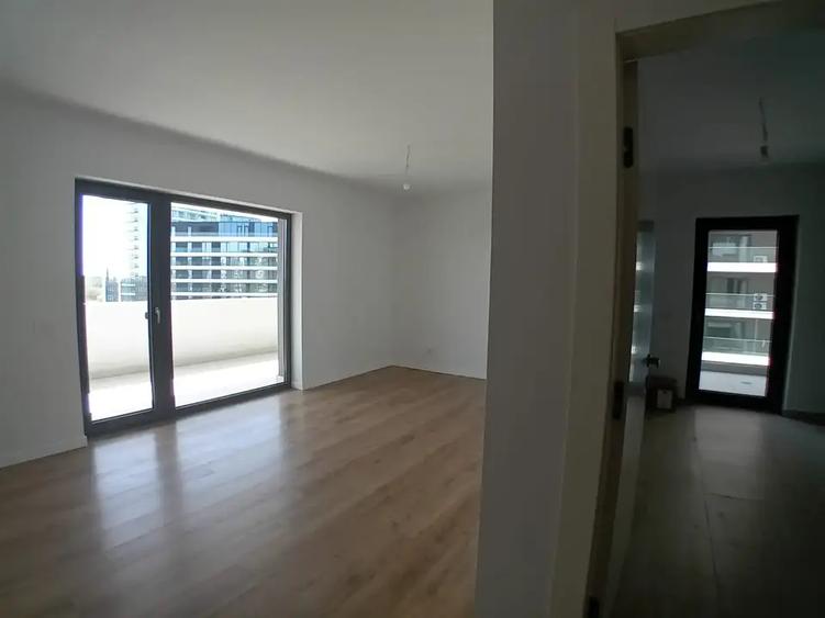 Apartament cu 3 camere decomandat în Barbu Văcărescu