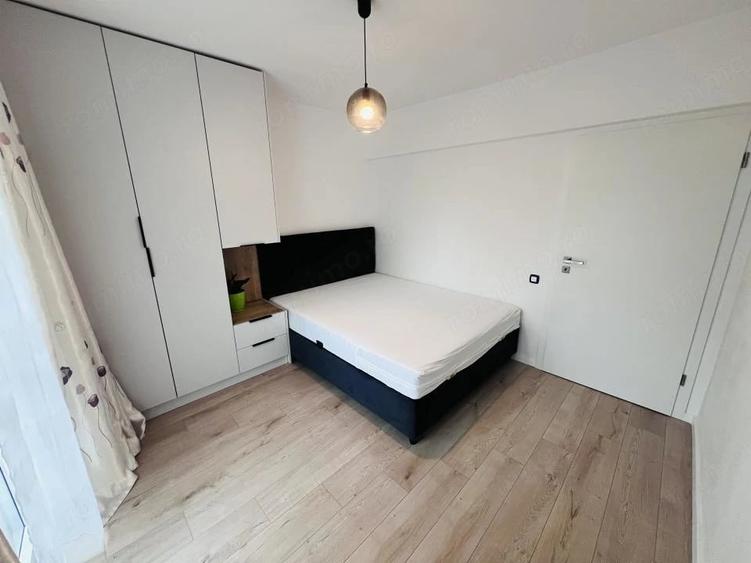 Apartament cu 3 camere semidecomandat în Parcul Circului