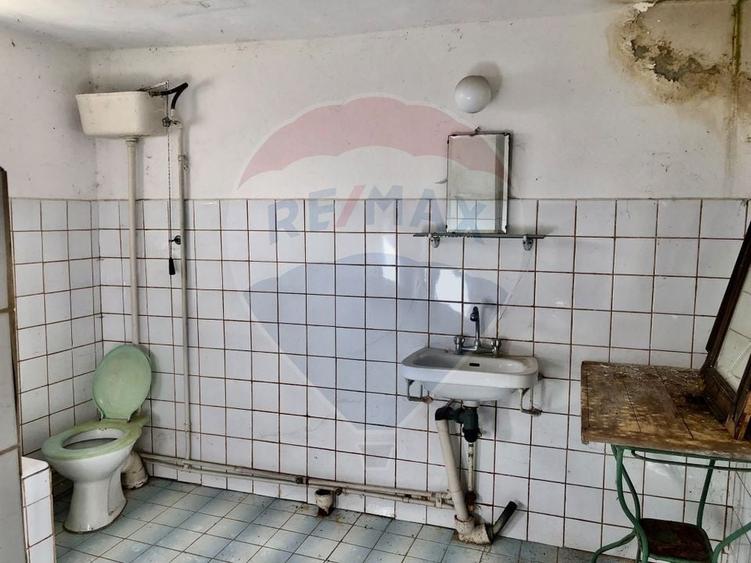 Casă individuală cu 4 camere cu Teren 979 Mp în Tohanu Vechi