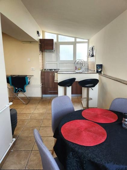 Apartament cu 2 camere decomandat, mobilat în Unirii