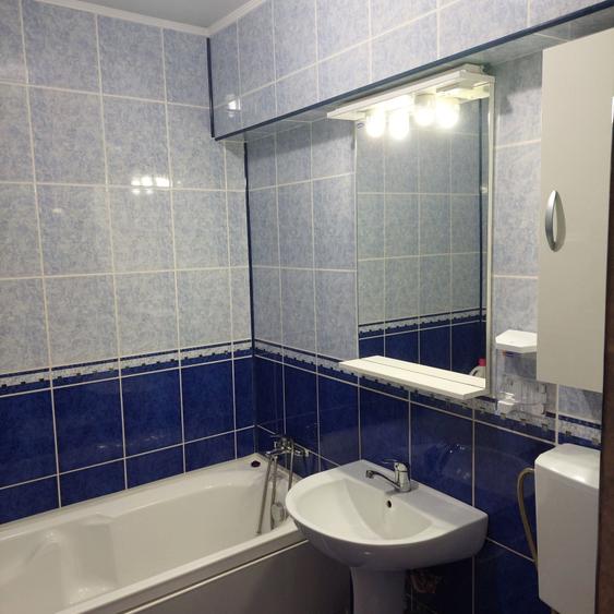 Apartament cu 2 camere decomandat în Trivale
