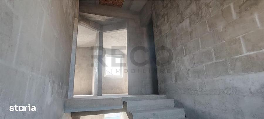 Casă cu 5 camere cu Teren 357 Mp în Dragoș Vodă