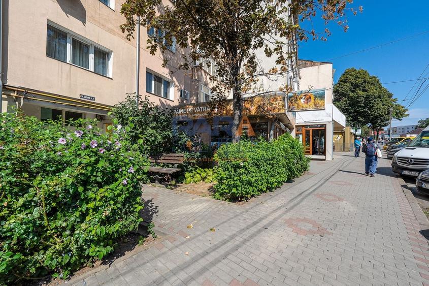 Apartament cu 2 camere decomandat, mobilat în Central