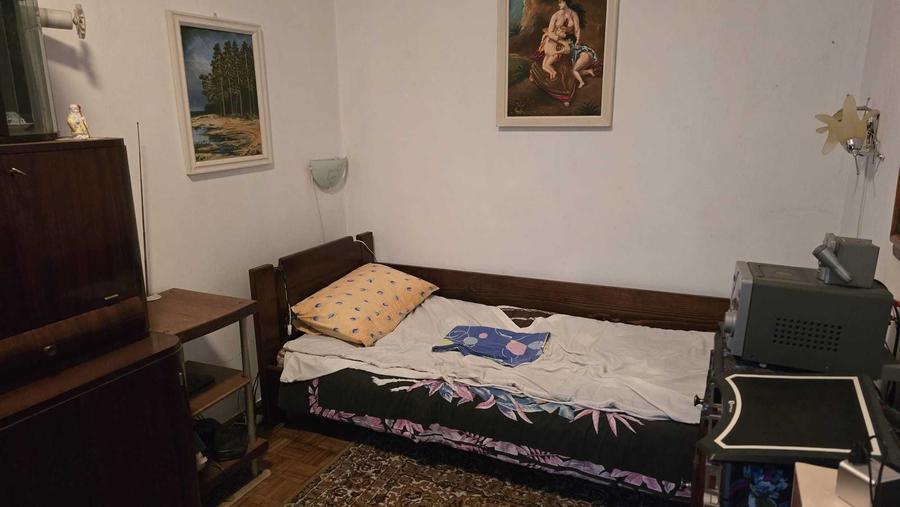 Apartament cu 2 camere nedecomandat în Central