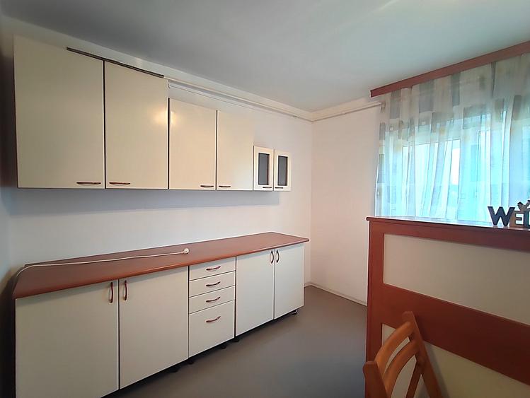 Apartament cu 3 camere decomandat în Inel II