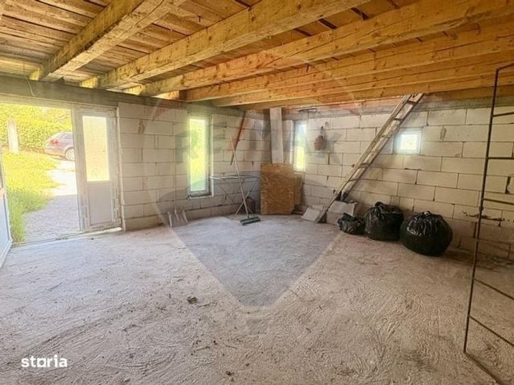 Casă cu 2 camere în Mara