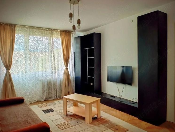Apartament cu 3 camere decomandat, mobilat în 1 Decembrie 1918 — fotografia 1