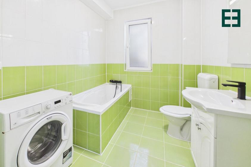 Casă individuală cu 5 camere cu Canalizare în Dumbrăvița