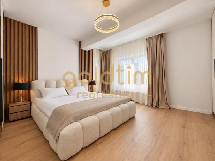 Duplex cu 5 camere cu Canalizare în Iancu Nicolae