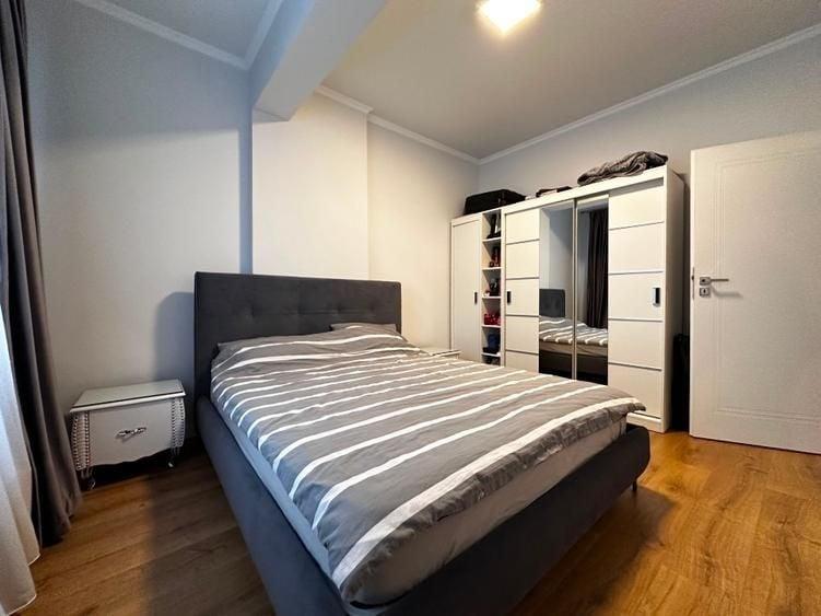 Apartament cu 3 camere semidecomandat, mobilat în Domenii