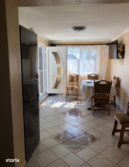 Casă cu 3 camere cu Teren 2700 Mp în Băsești