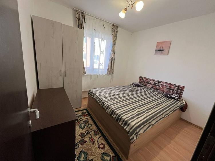 Apartament cu 2 camere decomandat în Tătărași